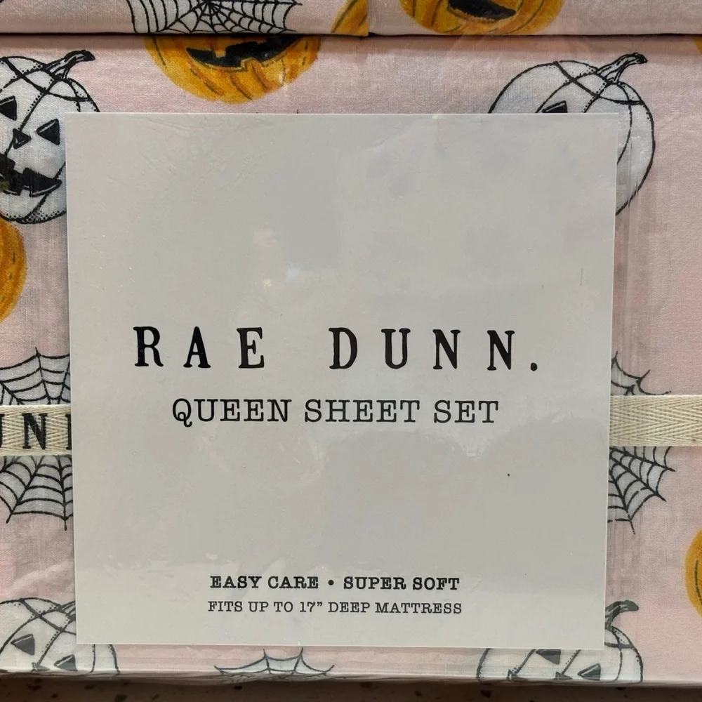 Rae Dunn Pink Halloween Pumpkin & Spiderwebs Queen‎ Sheet Set